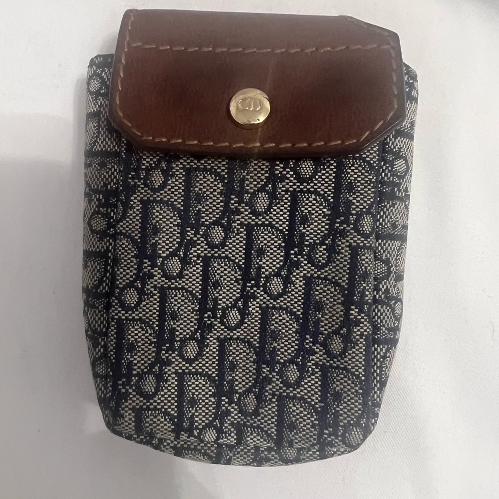 Dior logo pouch (last one)